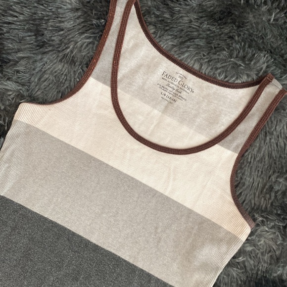 Grey striped ribbed tank top - Picture 3 of 17